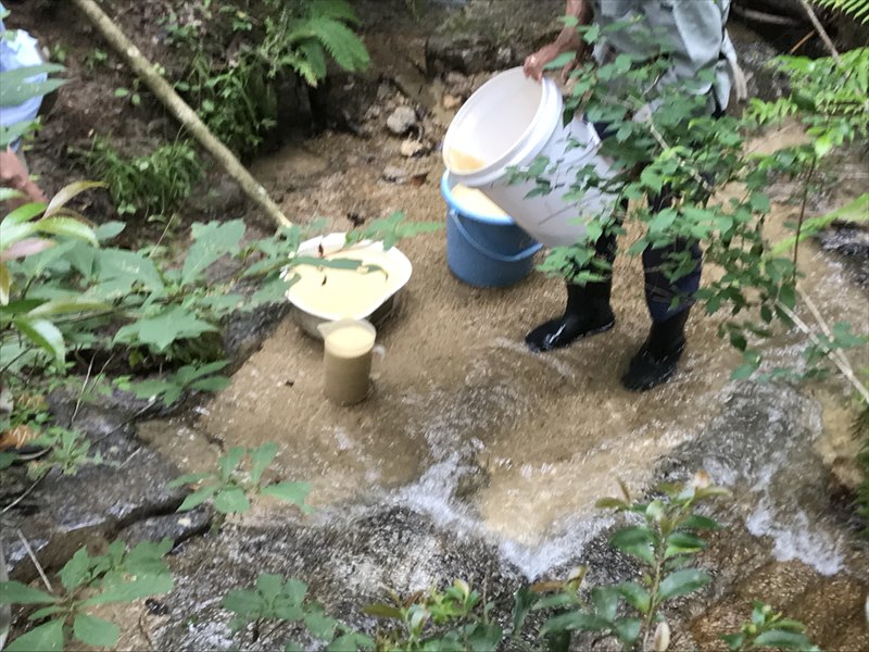 やきものの町「瀬戸の森」で土器を作ってみよう!